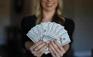 Ile trzeba zarabiać żeby mieć 3000 zł emerytury?